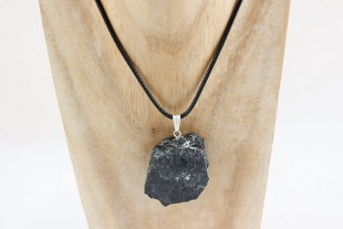 Collar Turmalina Bruto