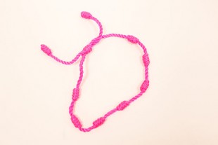 Pulsera 7 Nudos Fucsia de...