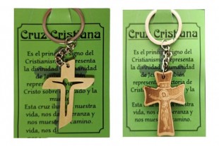 Collar Cruz Cristiana Madera