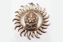 Colgante de Pared Sol Ganesha Grande Metal Bronce