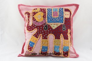 Funda Cojín Elefante Patchwork Bordado Rosa 40x40 cm