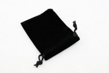 Bolsa Terciopelo Guarda Amuletos Negra 9x7 cm