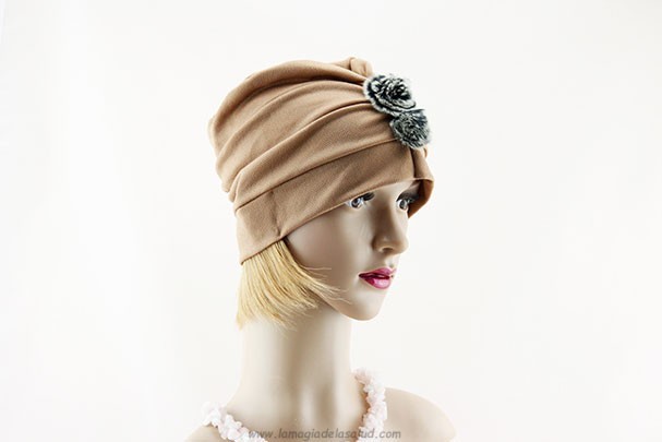Turbante Oncológico Camel con Postizo