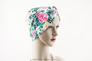 Turbante Oncológico Estampado Flores Multicolor