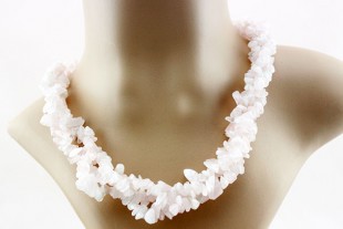 Collar Triple Chip Cuarzo Rosa
